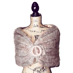 BERNAT VINTAGE 50'S THE BRUSH-UP MOHAIR PLUS STOLE CAPE WRAP TAN OS ORIGINAL BOX